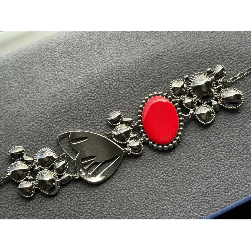 Swarovski nova bracelet - Picture 2 of 3